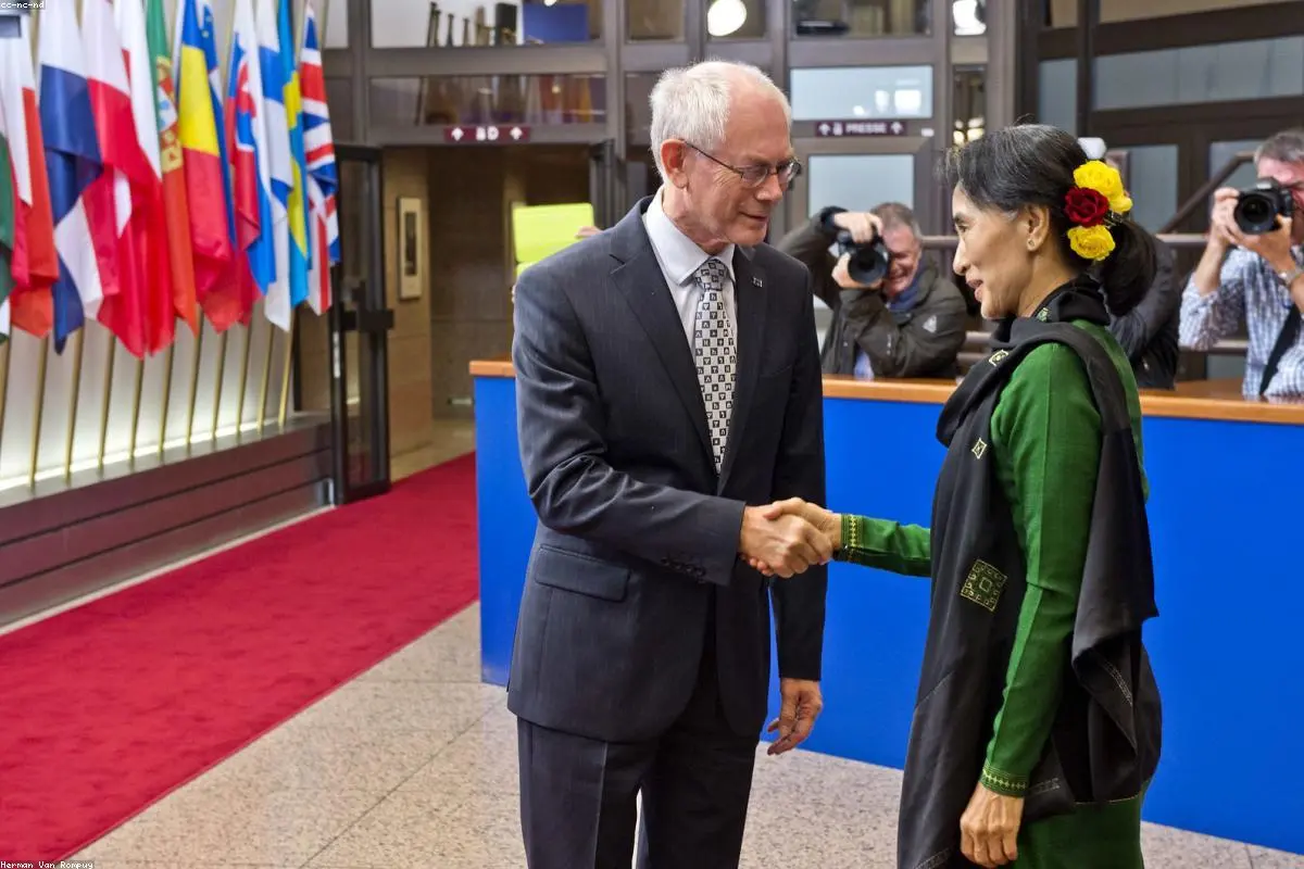 Aung San Suu Kyi Reported Healthy in First Confirmed Outside Contact in 2.5 Years