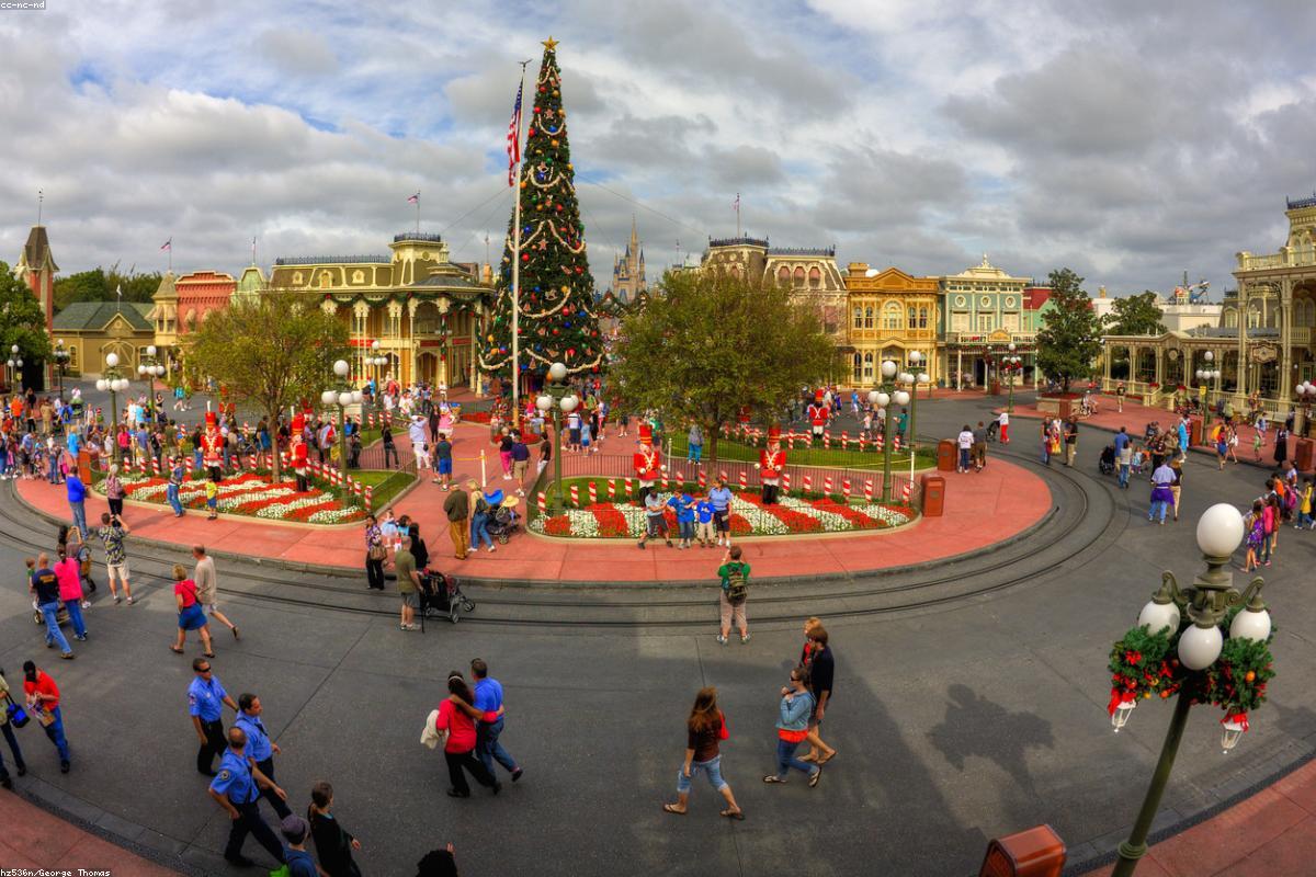 Disney Faces Revenue Headwinds as Weak International Travel Hits Theme Park Performance